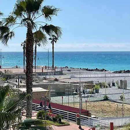 Wh-bilocale Sea Fronte Con Vista Mare A 5 Minuti Dalla Stazione *