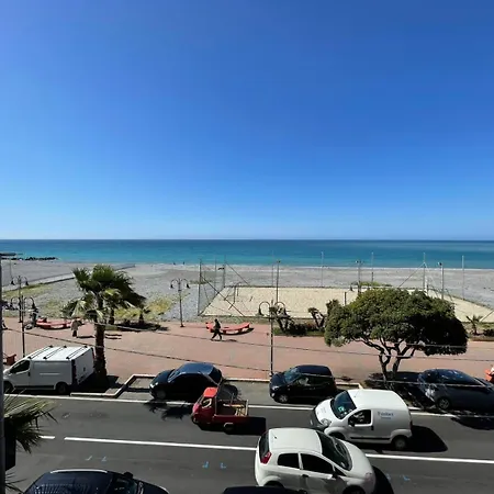 Wh-bilocale Sea Fronte Con Vista Mare A 5 Minuti Dalla Stazione * Βεντιμίλια